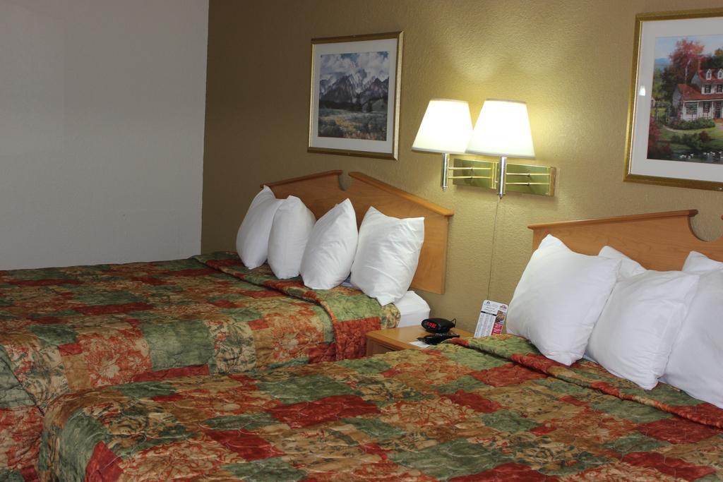 Americas Best Value Inn Grand Forks Eksteriør billede