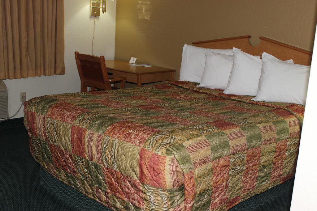 Americas Best Value Inn Grand Forks Eksteriør billede