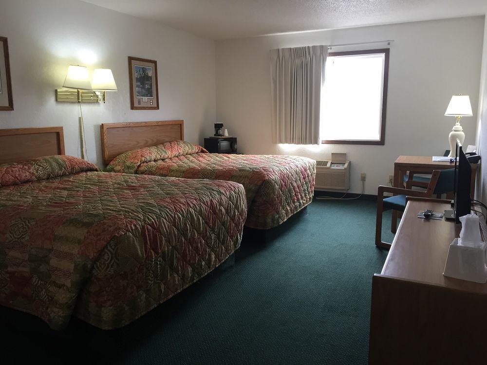 Americas Best Value Inn Grand Forks Eksteriør billede