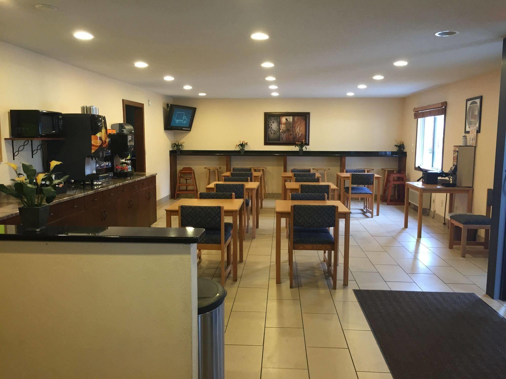 Americas Best Value Inn Grand Forks Eksteriør billede