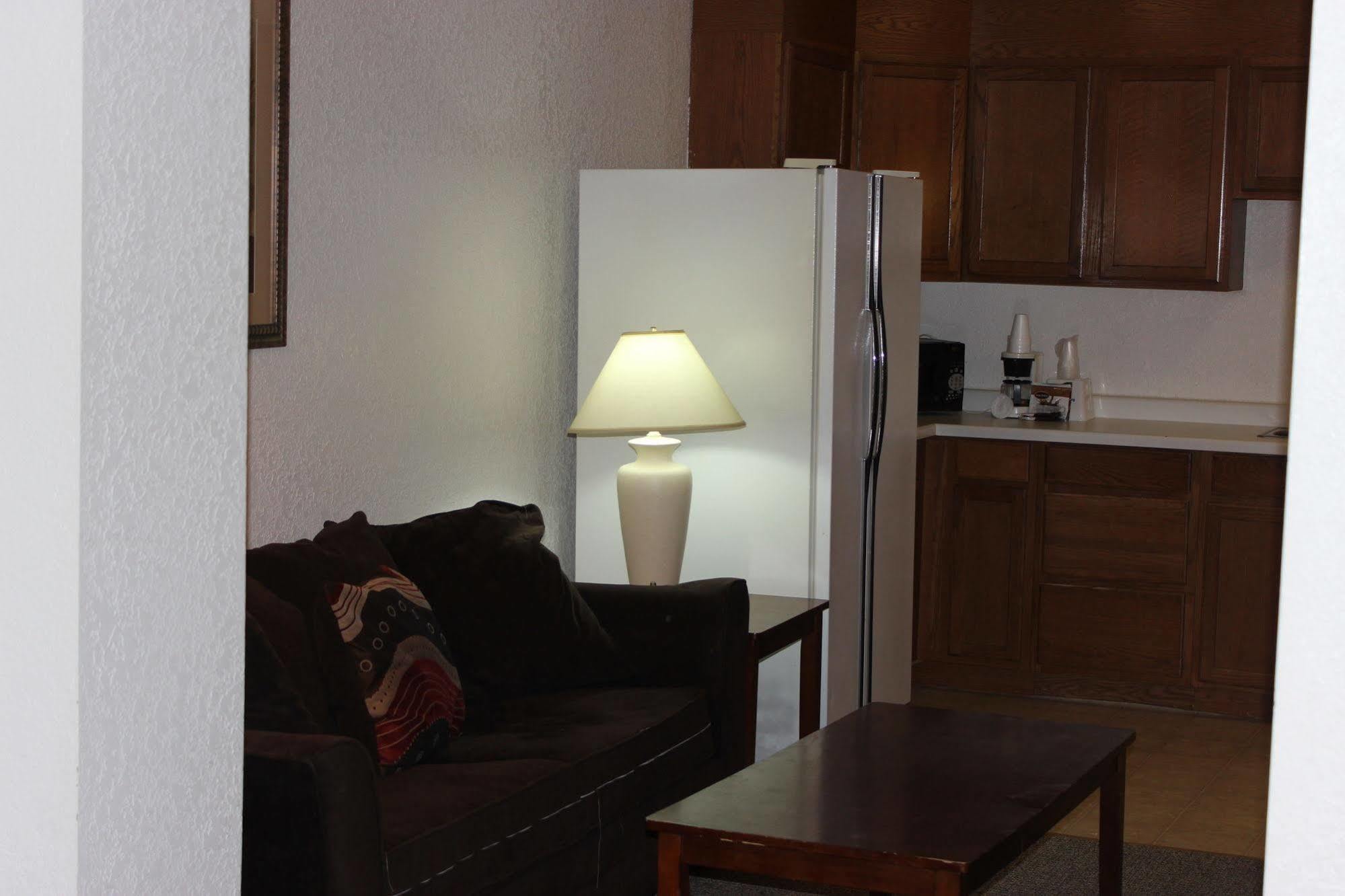 Americas Best Value Inn Grand Forks Eksteriør billede